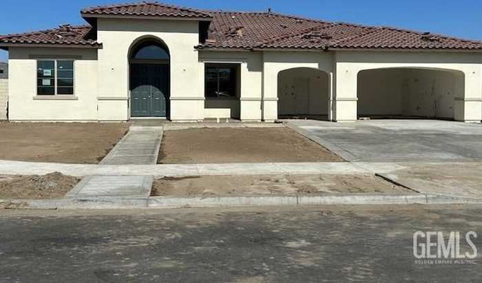 photo 1: 3306 Jardineire Lane, Bakersfield CA 93311