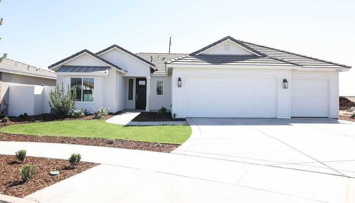 photo 1: 12523 Madelyn Drive, Bakersfield CA 93311