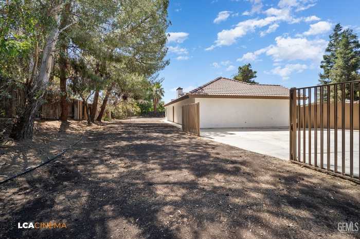 photo 25: 5303 Stone Canyon Street, Bakersfield CA 93306