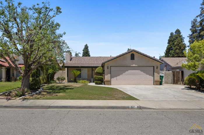 photo 2: 512 Sun Rose Avenue, Bakersfield CA 93308