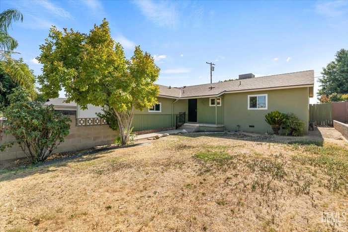 photo 1: 2204 Pageant Street, Bakersfield CA 93306