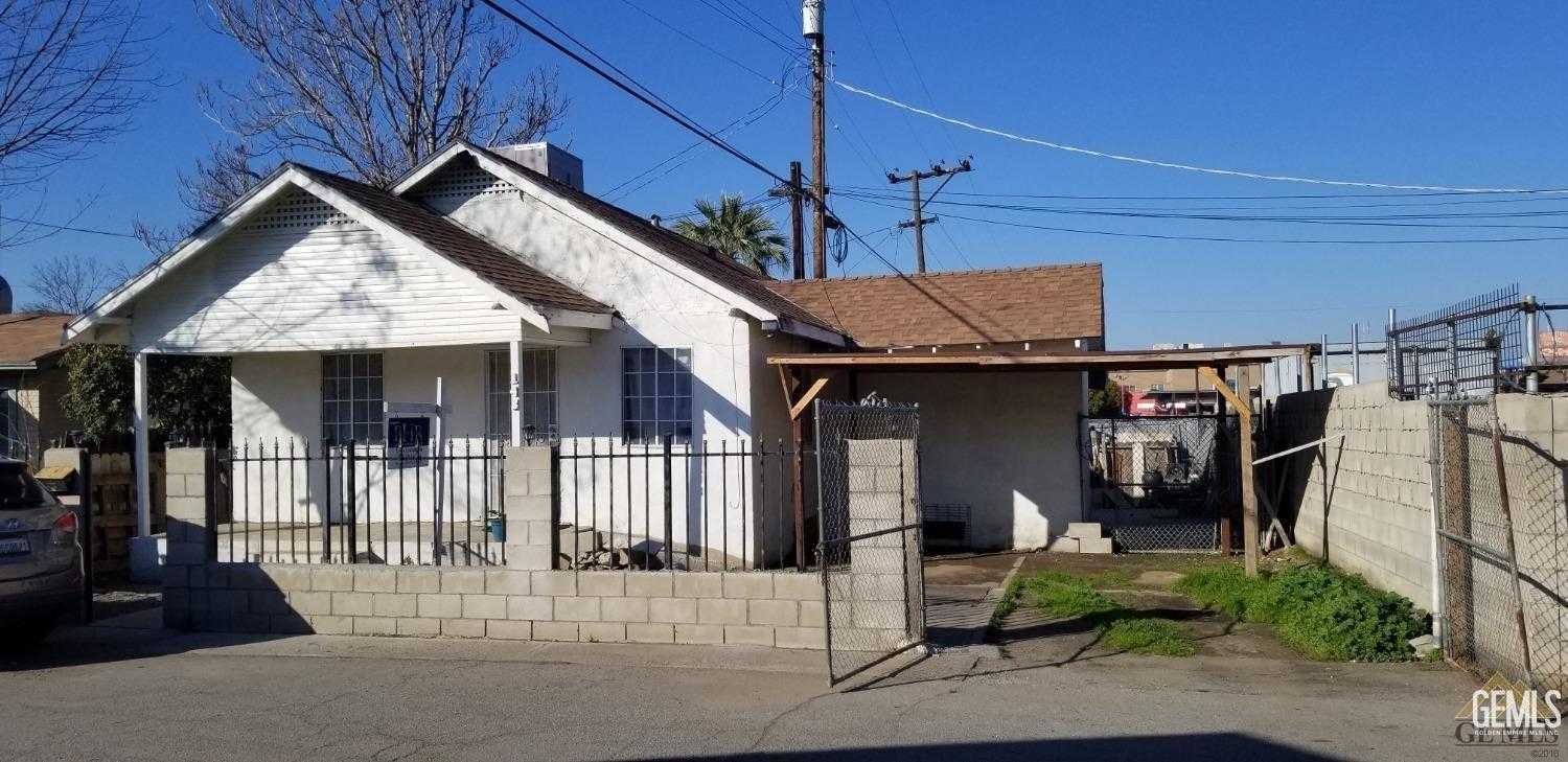 photo 2: 143 1/2 Chester Avenue, Bakersfield CA 93301