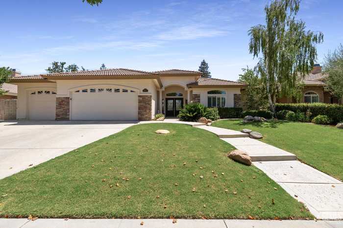 photo 1: 12607 Thornwood Drive, Bakersfield CA 93311