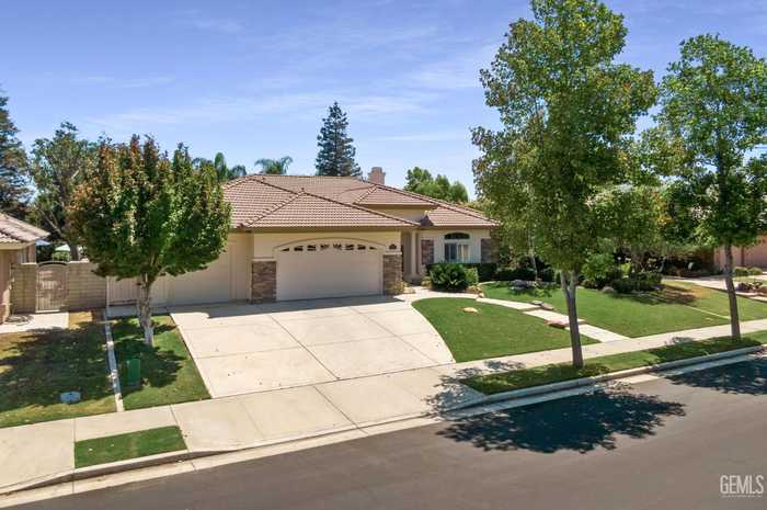 photo 2: 12607 Thornwood Drive, Bakersfield CA 93311