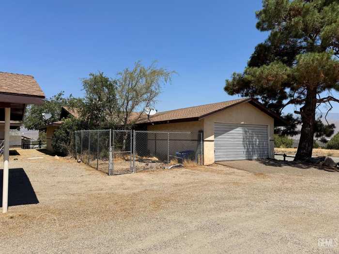 photo 4: 4670 Cortina Drive, Lake Isabella CA 93240