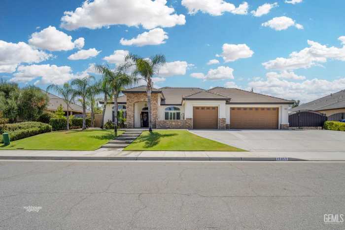 photo 2: 15357 Chateau Montelena Drive, Bakersfield CA 93314