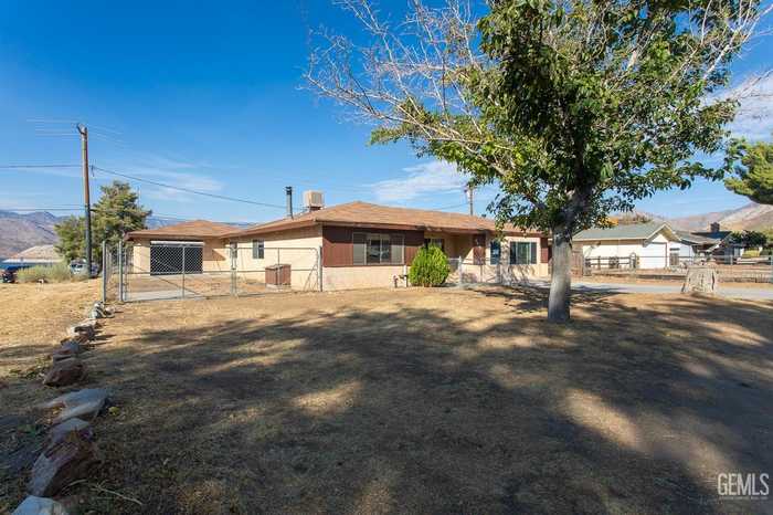 photo 2: 6617 Grace Avenue, Lake Isabella CA 93240