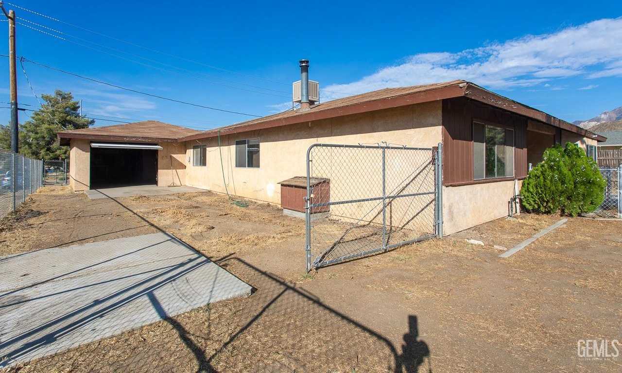 photo 3: 6617 Grace Avenue, Lake Isabella CA 93240