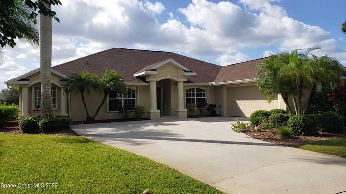 photo 1: 1832 Winding Ridge Circle SE, Palm Bay FL 32909