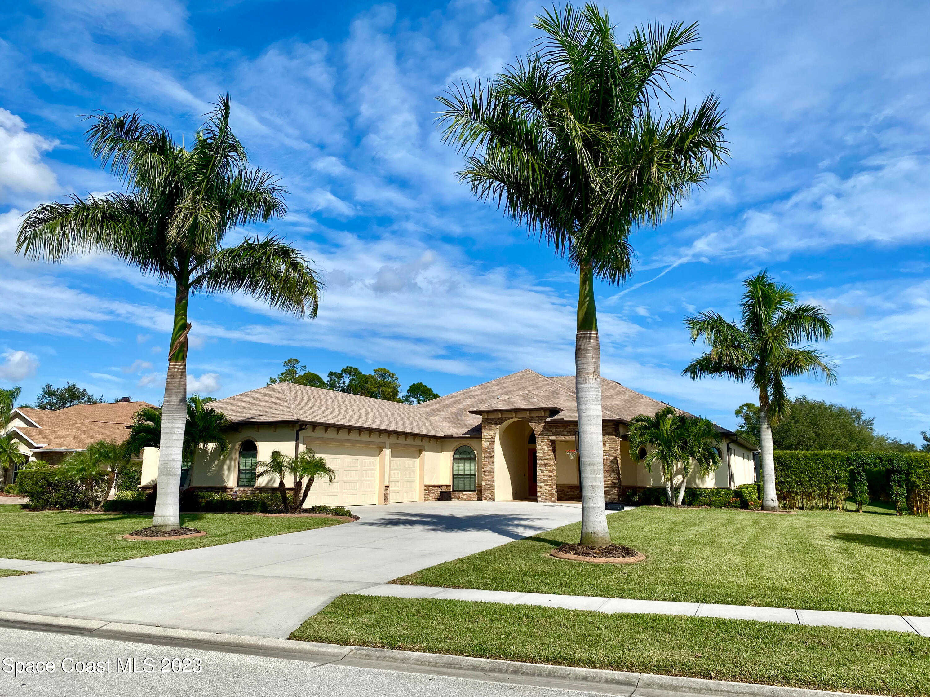 photo 2: 2025 Windbrook Drive SE, Palm Bay FL 32909