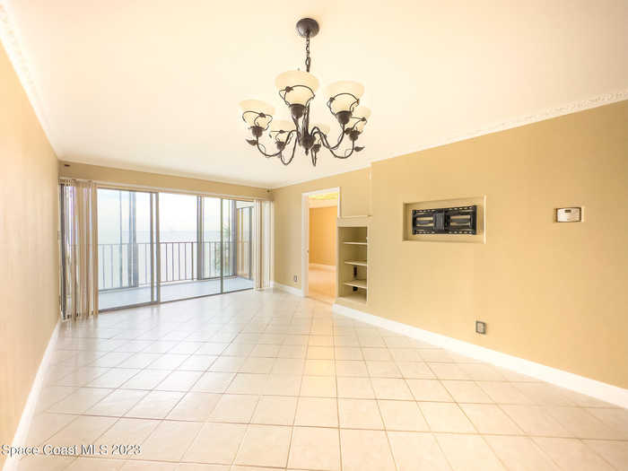 photo 2: 2467 S Washington Avenue Unit 308, Titusville FL 32780