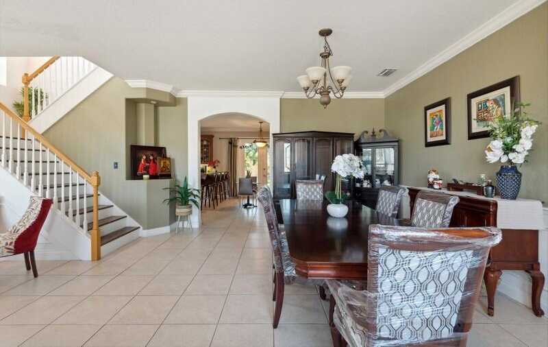 photo 3: 504 Glenbrook Circle, Rockledge FL 32955