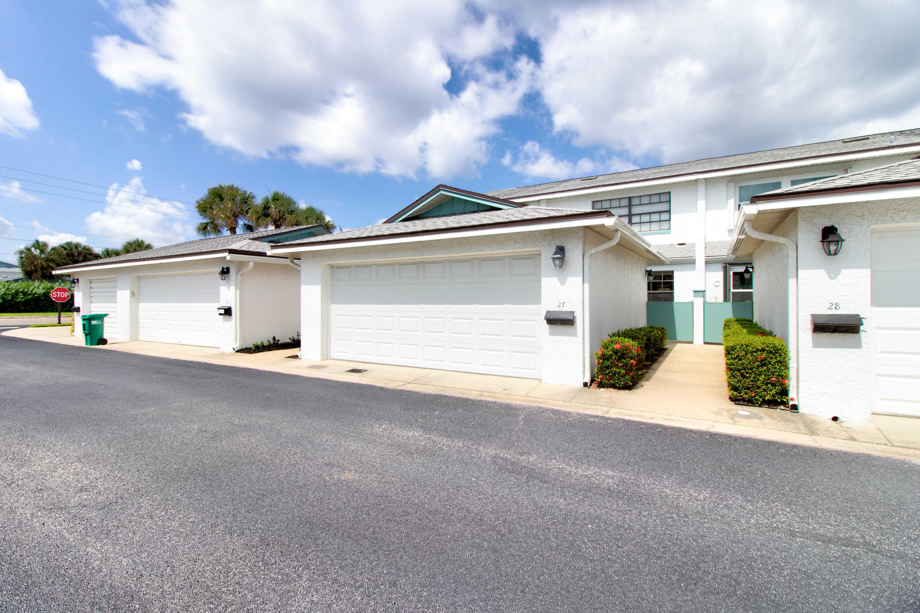 photo 1: 290 Paradise Boulevard Unit 27, Indialantic FL 32903