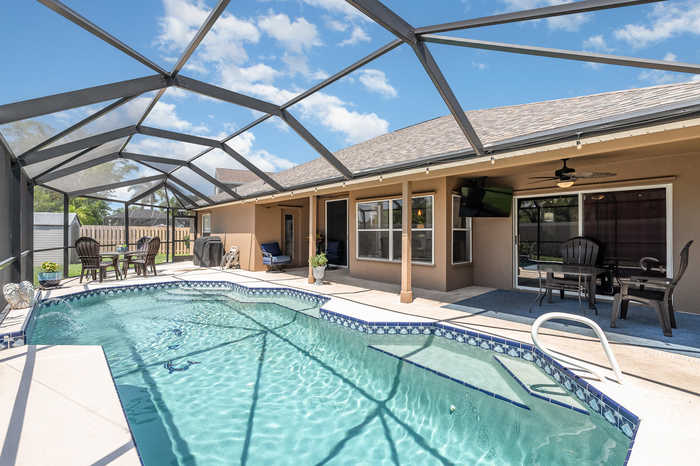 photo 2: 431 Cobblewood Drive, Rockledge FL 32955