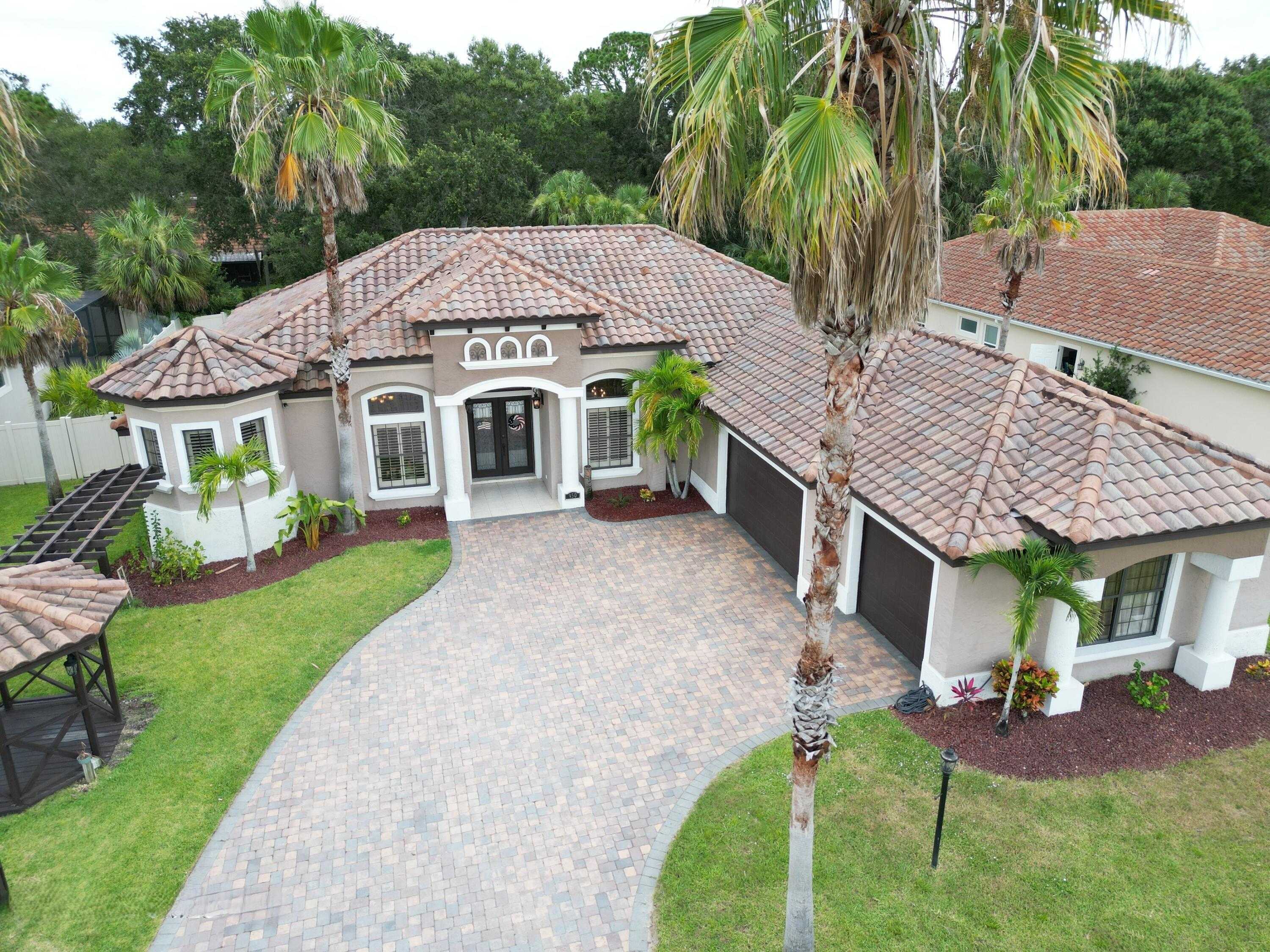 photo 2: 950 Casa Dolce Casa Circle, Rockledge FL 32955