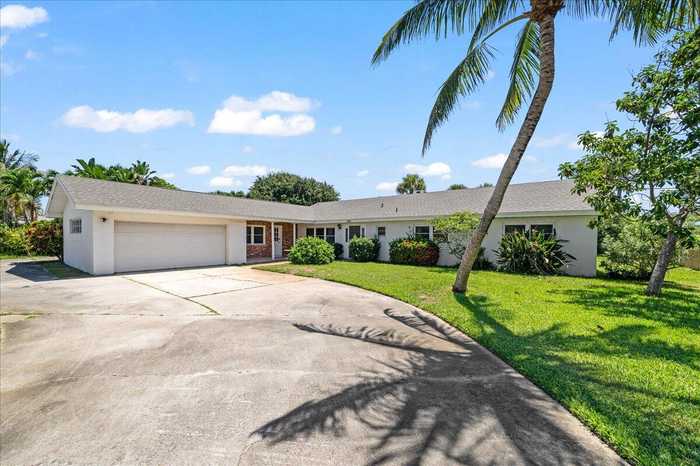 photo 2: 309 Banyan, Melbourne Beach FL 32951