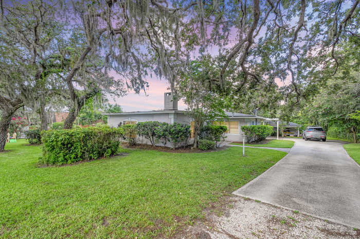 photo 2: 1576 S Park Avenue, Titusville FL 32780