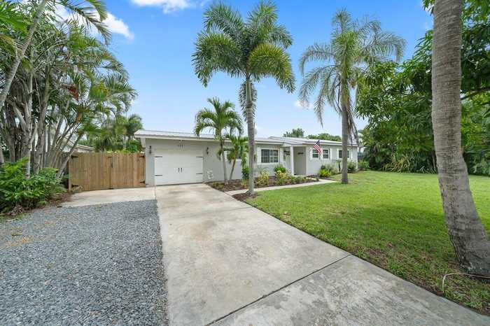 photo 2: 357 W Dover Street, Satellite Beach FL 32937