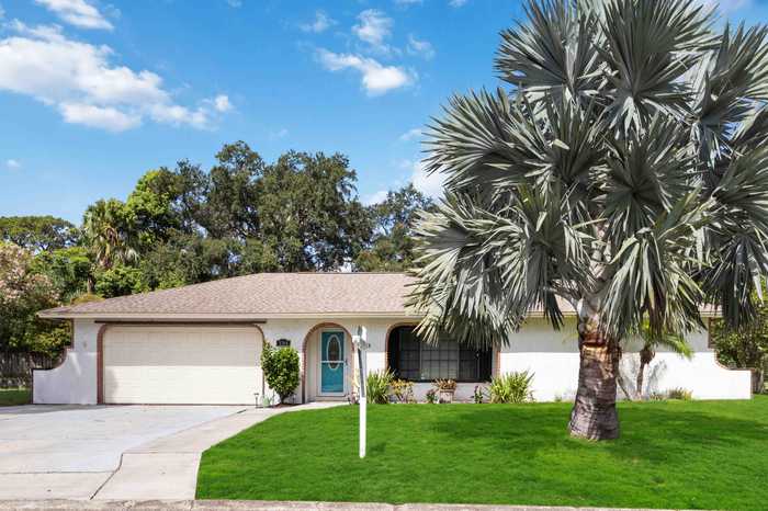 photo 2: 1368 Gleneagles Way, Rockledge FL 32955