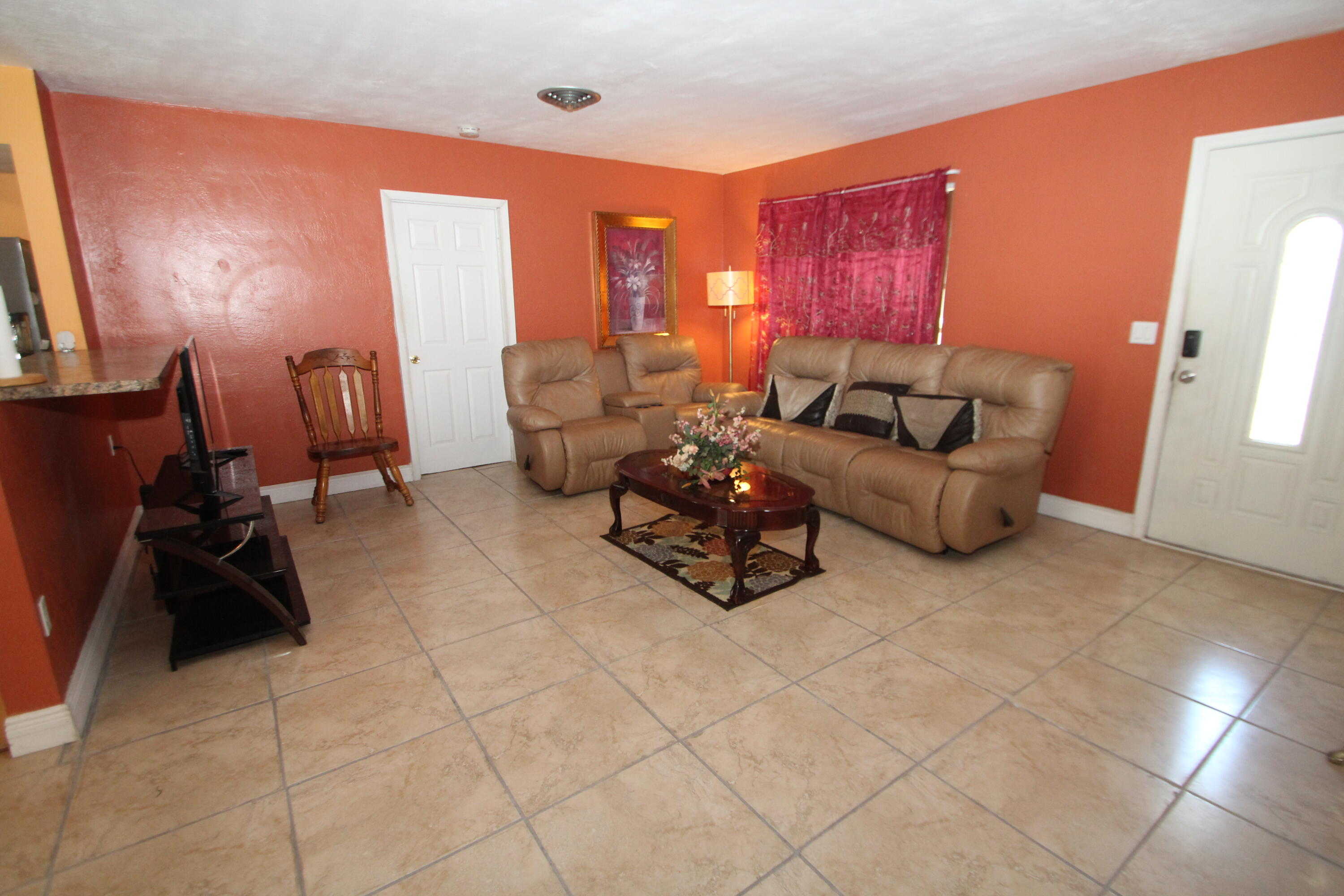 photo 3: 2784 Elm Drive NE, Palm Bay FL 32905