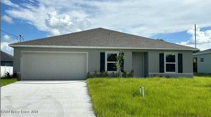 photo 1: 458 Hallcrest Street SW, Palm Bay FL 32908