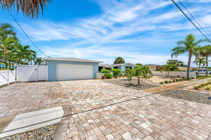 photo 2: 425 Penguin Drive, Satellite Beach FL 32937