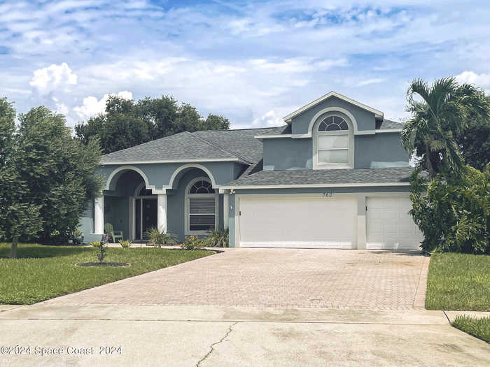 photo 1: 762 Killarney Court, Merritt Island FL 32953