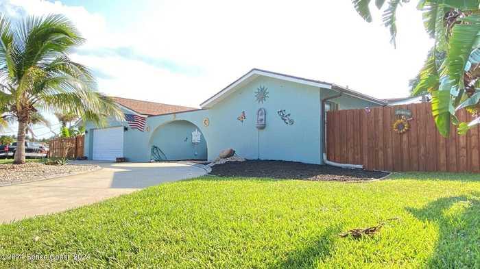 photo 2: 1475 Mars Street, Merritt Island FL 32953