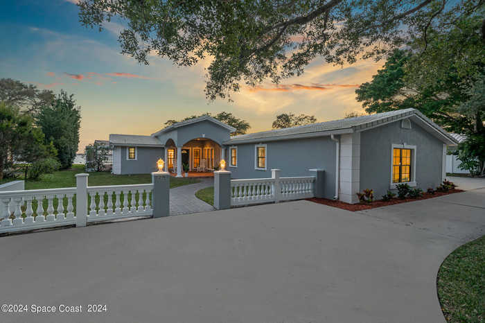 photo 1: 206 Riverside Drive, Melbourne Beach FL 32951