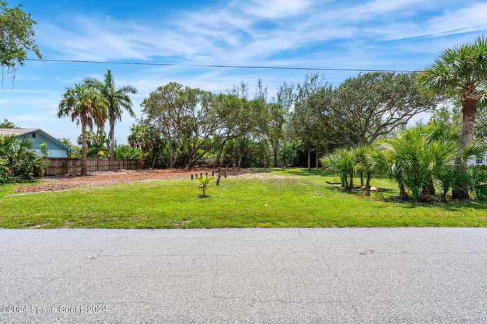 photo 2: Tbd Beverly Court, Melbourne Beach FL 32951