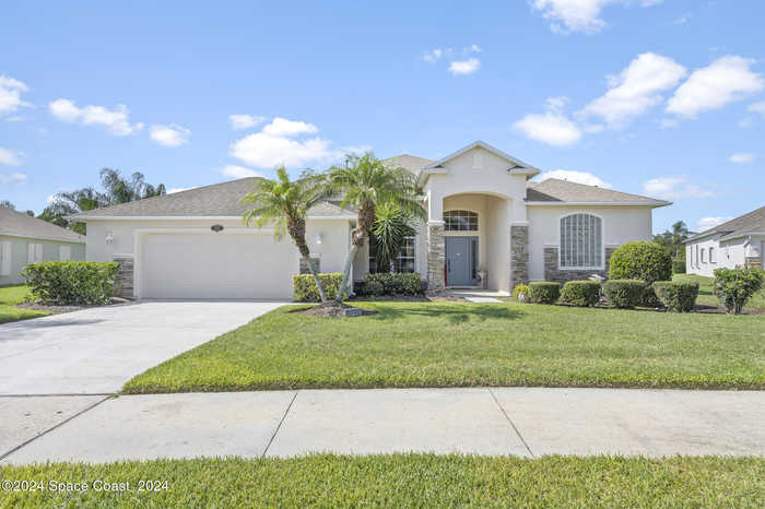 photo 1: 1546 Grand Isle Blvd Boulevard, Melbourne FL 32940