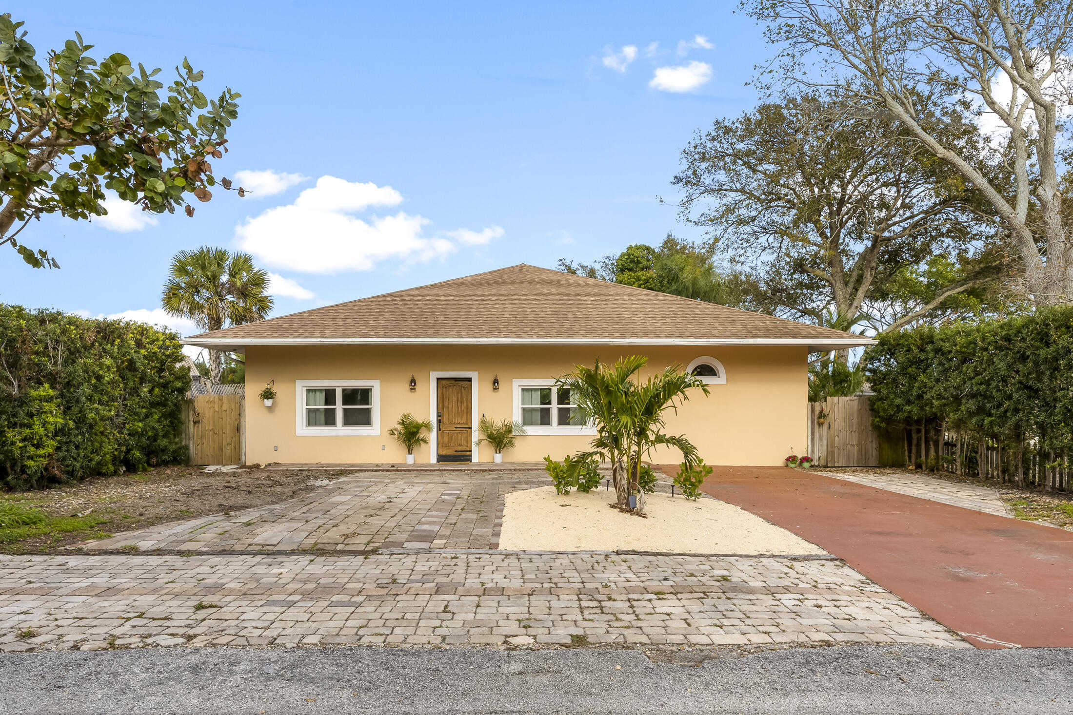 photo 1: 1987 Highland Avenue, Melbourne FL 32935