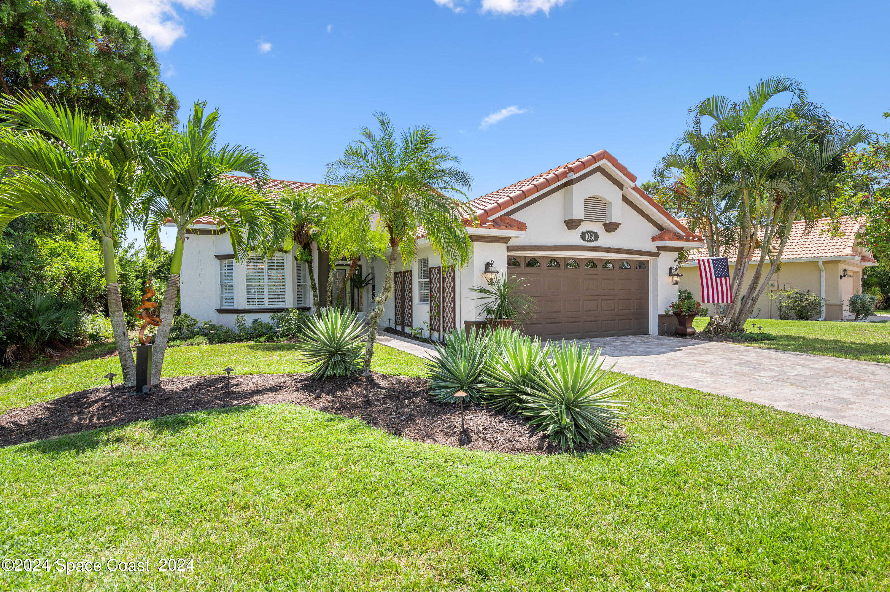 photo 2: 1031 Wimbledon Drive, Melbourne FL 32940