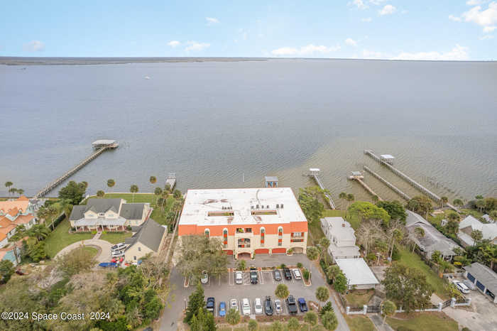 photo 1: 525 Indian River Avenue Unit 304, Titusville FL 32796