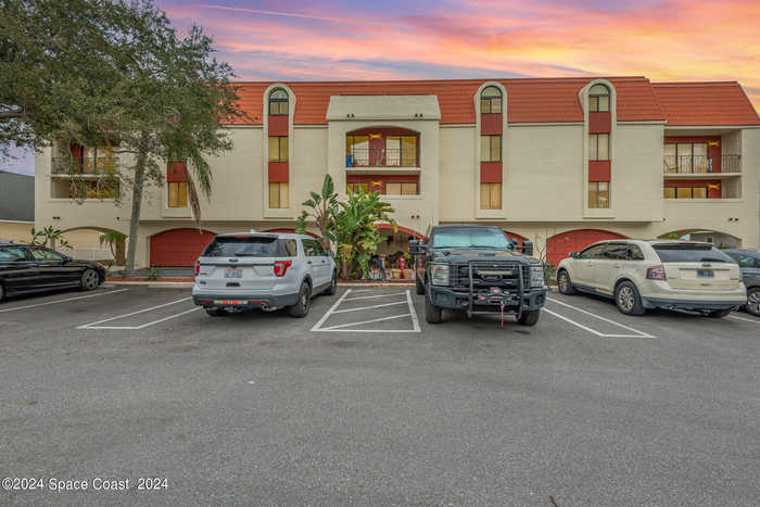 photo 32: 525 Indian River Avenue Unit 304, Titusville FL 32796