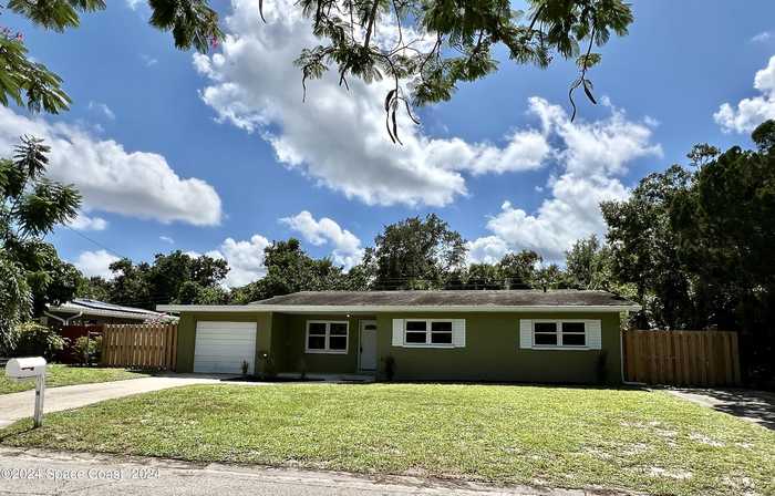 photo 1: 19 Vida, Melbourne FL 32901