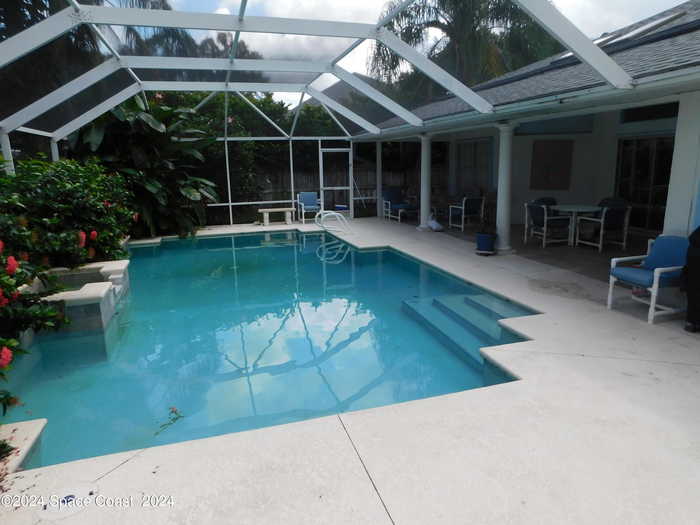 photo 2: 984 Whisperoak Drive, Melbourne FL 32901