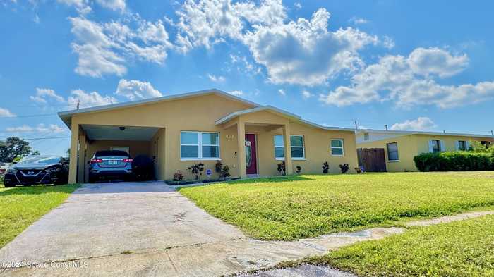 photo 2: 815 Juniper Lane, Melbourne FL 32901