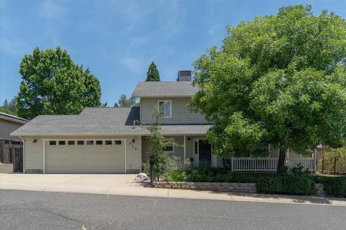 photo 2: 218 Oak Tree, Murphys CA 95247