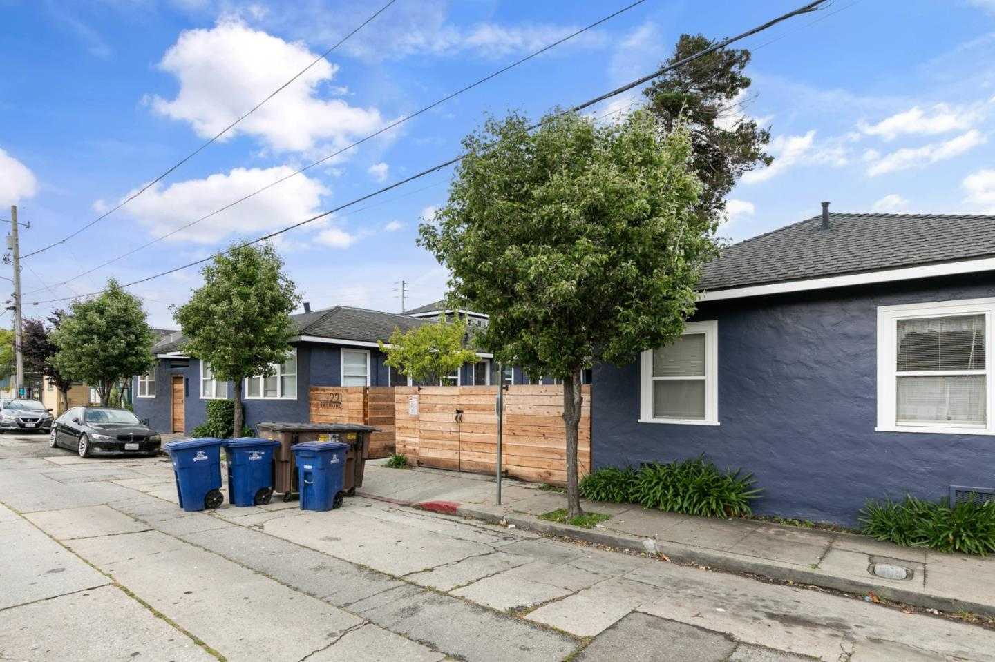 photo 3: 221 Raymond ST, SANTA CRUZ CA 95060