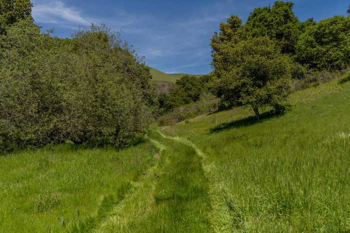 photo 2: 100 OLD STAGE, SALINAS CA 93907