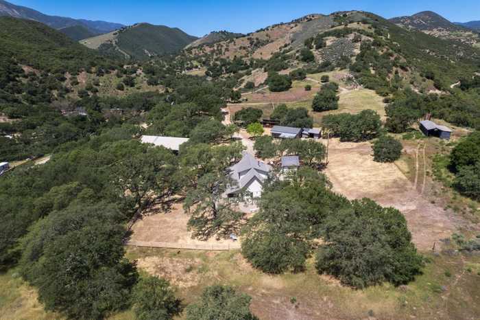 photo 2: 45251 Carmel Valley RD, GREENFIELD CA 93927