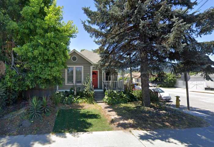 photo 2: 815 River ST, SANTA CRUZ CA 95060