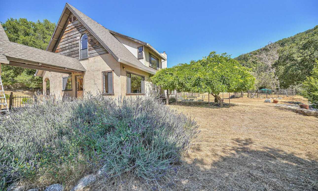 photo 1: 21195 Cachagua RD, CARMEL VALLEY CA 93924