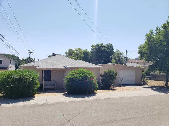 photo 1: 404 NILES AVE, ROSEVILLE CA 95678