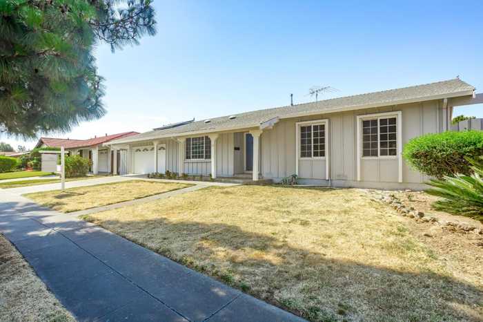 photo 2: 939 Burman DR, SAN JOSE CA 95111