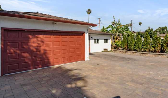 photo 1: 860 Mccreery AVE, San Jose CA 95116