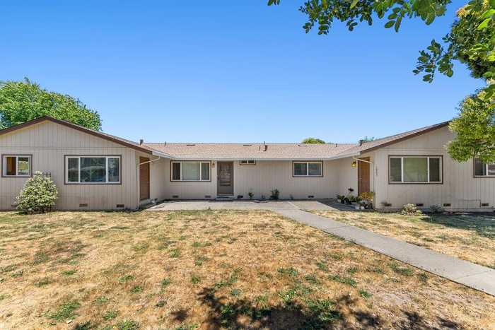 photo 2: 1803 Felt ST, SANTA CRUZ CA 95062