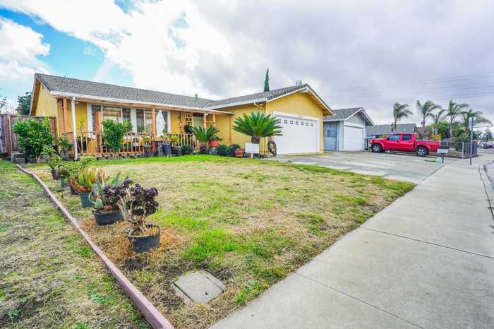 photo 1: 2528 Abed CT, SAN JOSE CA 95116