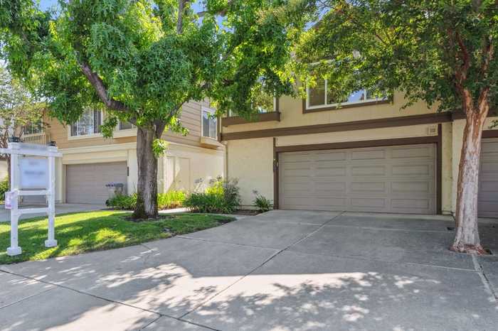 photo 2: 3242 Rocky Water LN, SAN JOSE CA 95148